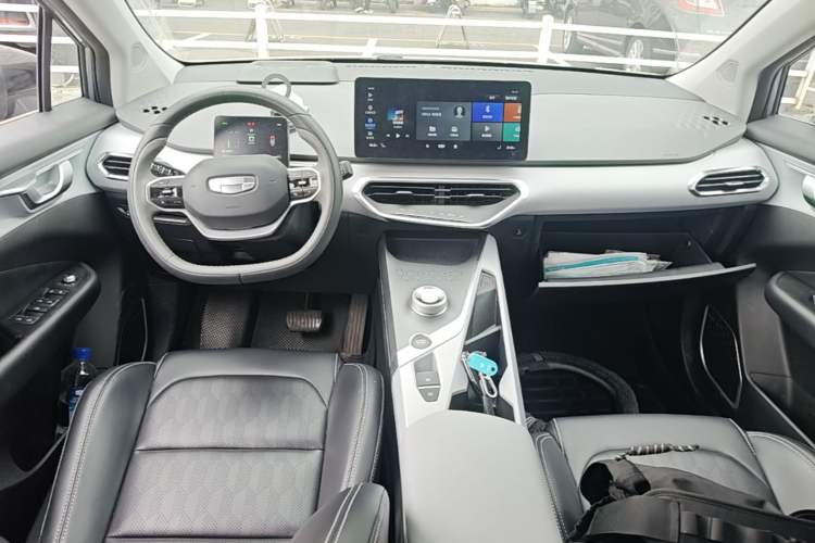 Used Geometry C 2020 Selected Range Edition 550 KM C++
