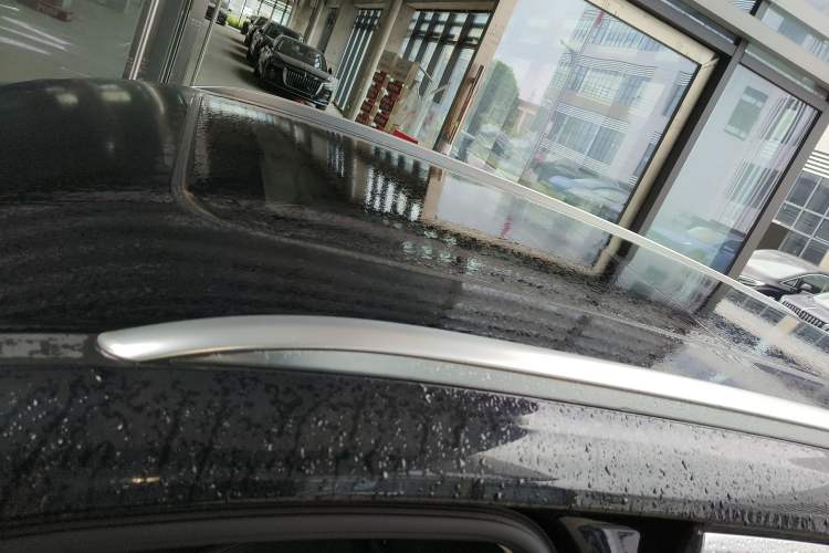 Used Hongqi HS7 PHEV 2024 2.0T PHEV Four-Wheel Drive Flagship Edition 6 Seats Roof