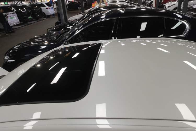 Used BMW 3 Series 2016 320Li Ambition Model
