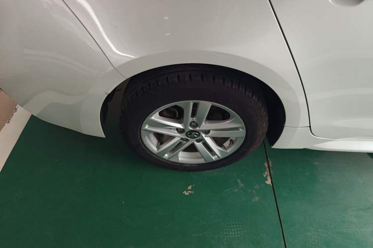 Used Toyota Levin 2021 185T CVT Luxury Edition Right Rear Wheel Hub