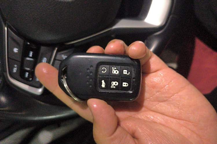 Used Honda Elysion 2022 2.0L eHEV Luxury First Edition Vehicle Key