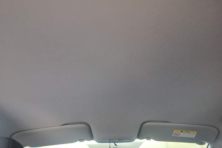 Used Venucia T70 2018 2.0L CVT Smart Edition