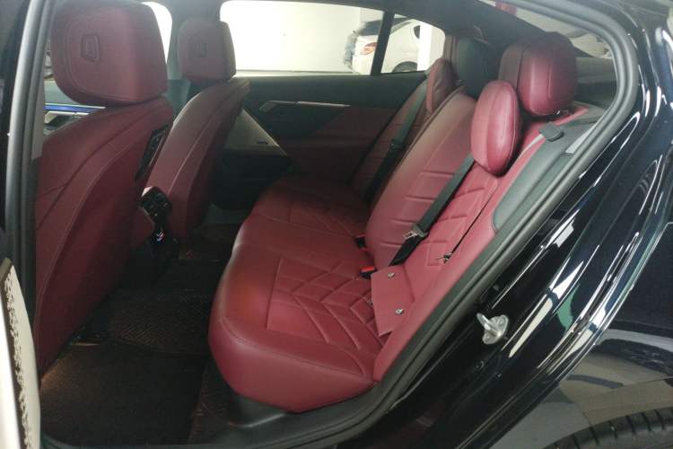Used BMW 5 Series 2024 530Li Leading Model M Sport Package Left Rear Seat