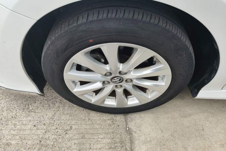 Used Toyota Camry 2019 Revised Version 2.0G Luxury Edition