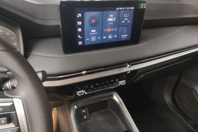 Used Wuling Jiachen 2022 1.5L Manual Comfort Edition
