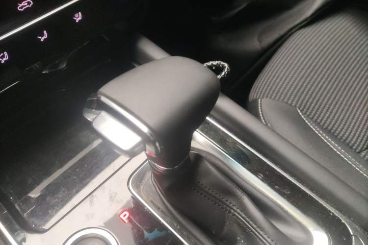 Used JETOUR X90 2019 1.6T DCT Yue Lü Edition 6 Seats China VI Standard
