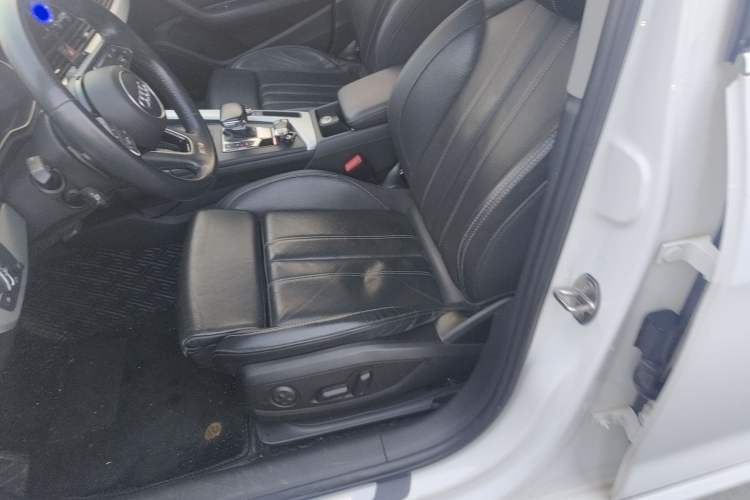 Used Audi A4L 2020 40 TFSI Luxury Dynamic Model