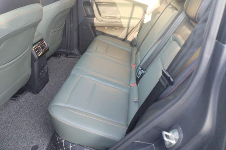 Used iCAR 03 2024 501km Four-wheel Drive Long-Range Advanced Version