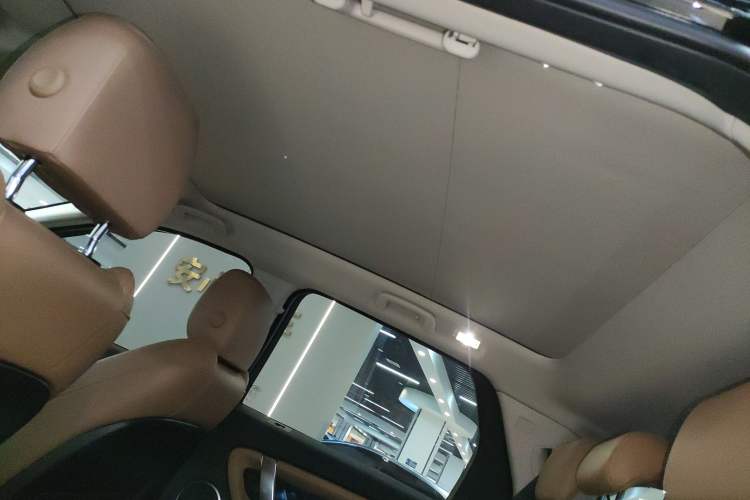 Used Land Rover Discovery Sport 2024 Luxury Custom Edition