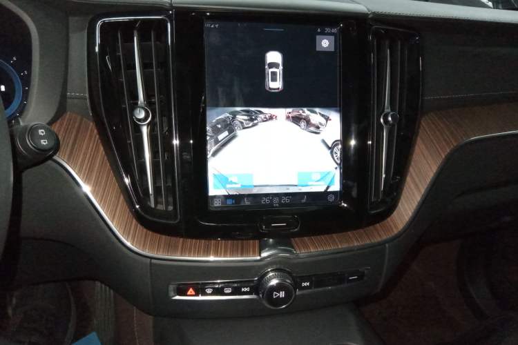 Used Volvo XC60 2025 B5 Four-Wheel Drive Smart & Advanced Luxury Edition