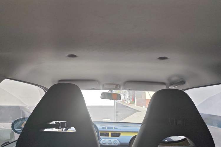 Used Chery QQ Ice Cream 2022 120km Milkshake Phosphate Lithium-Iron Headliner