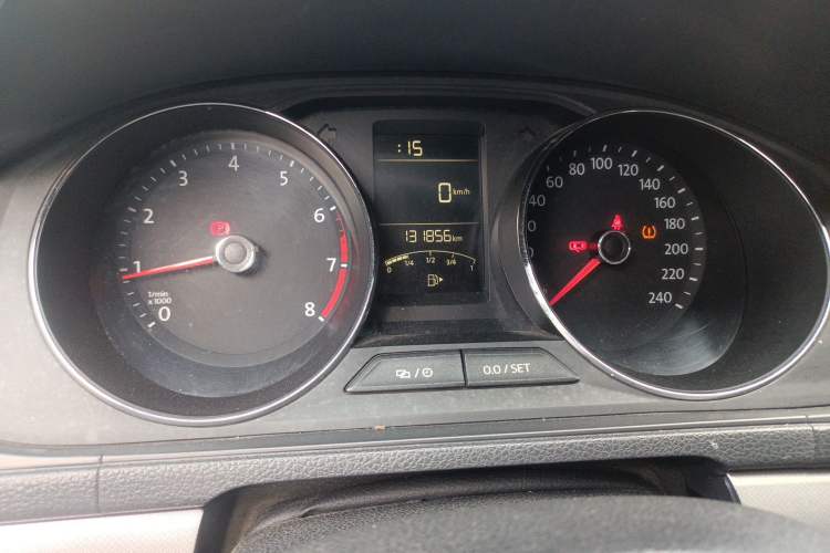 Used Volkswagen Lavida 2015 1.6L Manual Comfort Edition