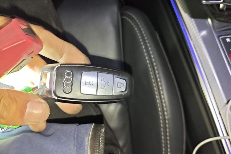 Used Audi A6L 2023 40 TFSI Luxury Prestige Edition
