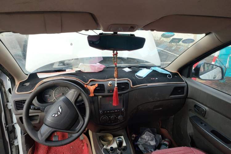 Used Wuling Hongguang 2015 1.2L S Base Model China V Standard