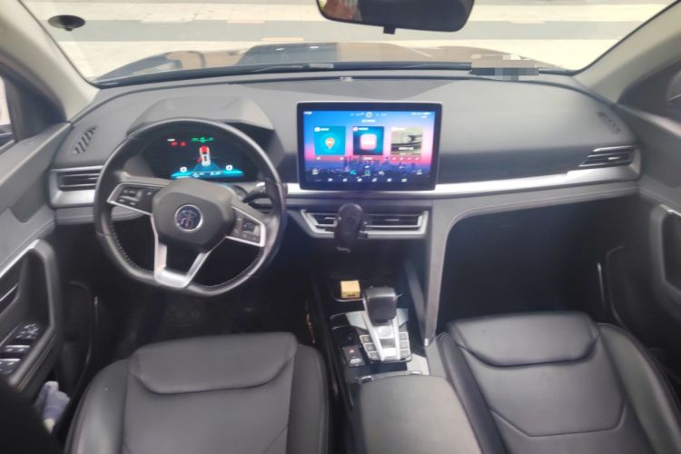 Used BYD Song Pro New Energy 2019 DM 1.5T Four-Wheel Drive Performance Edition Deluxe Model Center Console