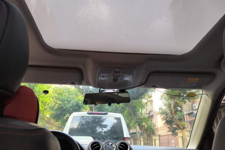 Used Suzuki Vitara 2016 1.4T Automatic Two-Wheel Drive Luxury Version