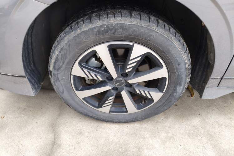 Used BYD e2 2023 Luxury Model Left Front Wheel Hub