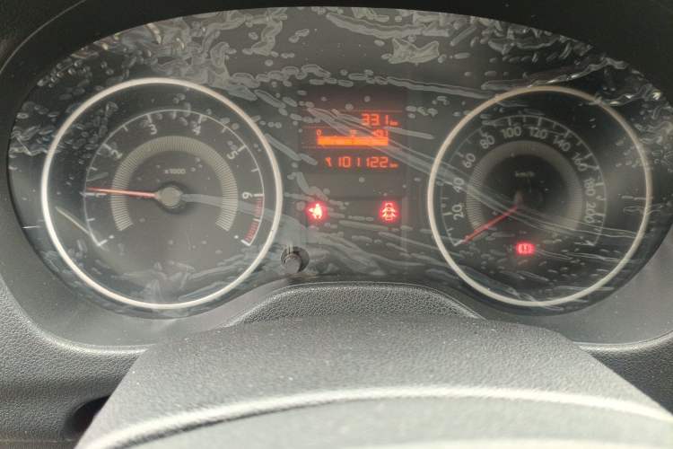 Used Peugeot 301 2014 1.6L Manual Luxury Edition