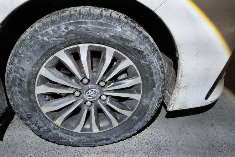 Used Toyota Corolla 2017 Revised Version 1.2T S-CVT GL-i