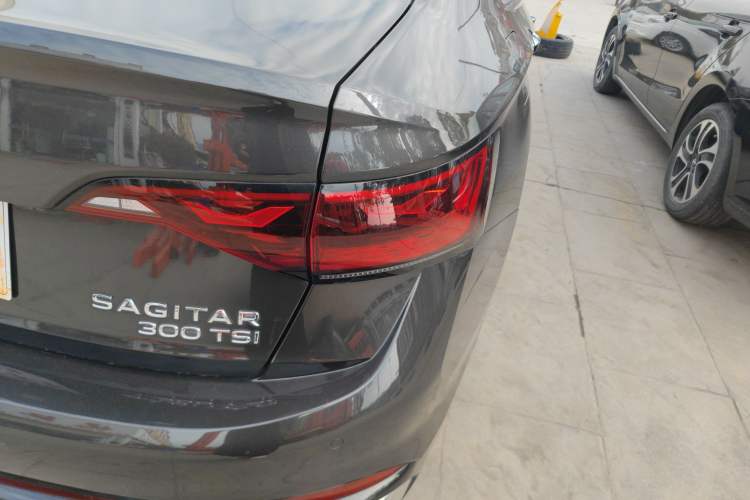 Used Volkswagen Sagitar 2023 300TSI DSG Excellence Edition Right Rear Taillight