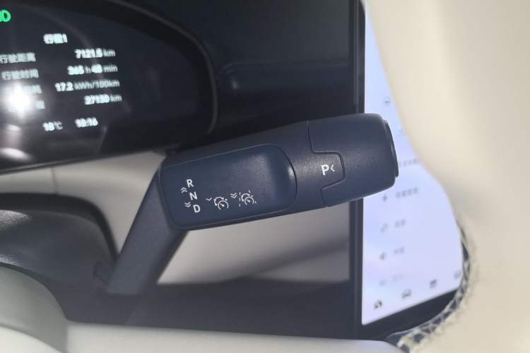 Used Zeekr 007 2024 Rear-Drive Enhanced Version 75 kWh
