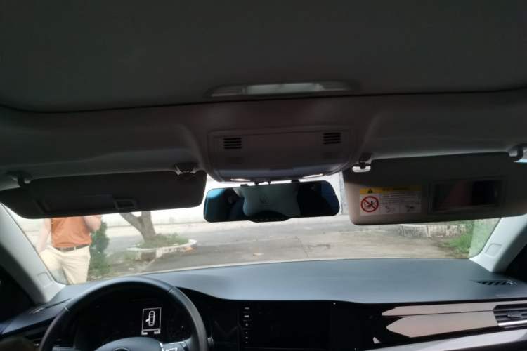 Used Volkswagen Bora 2021 1.5L Automatic Comfort Smart Connect Edition Headliner