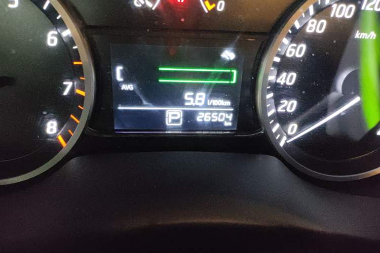 Used Nissan Sylphy 2021 Classic 1.6XE CVT Comfort Edition Odometer Close Up