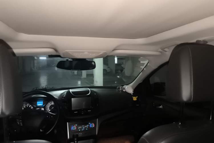 Used Ford Kuga 2017 EcoBoost 180 Two-Wheel-Drive Tiger Leap Model