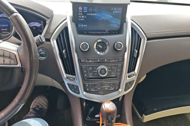 Used Cadillac SRX 2012 3.0L Elite Edition Audio And AC Panel