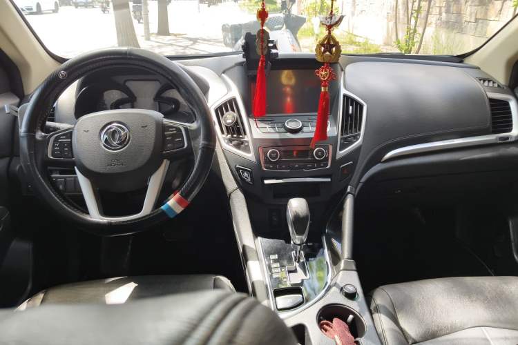 Used Dongfeng Aeolus AX7 2015 2.3L Automatic ZhiZun Version
