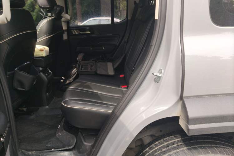 Used Tank 300 2023 Off-Road Edition 2.0T Conqueror Left Rear Seat