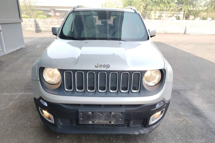 Used Jeep Renegade 2016 1.4T Automatic Jingneng Version+ Front