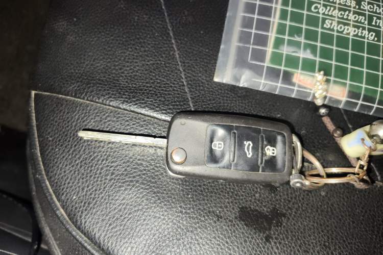 Used Volkswagen Polo 2014 1.6L Automatic Comfort Edition Vehicle Key