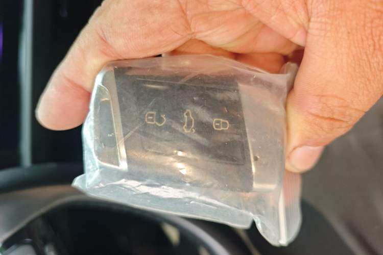 Used Volkswagen Sagitar 2021 280TSI DSG Excellence Edition Vehicle Key