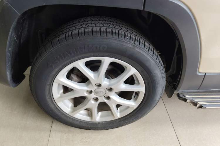 Used Jeep Cherokee 2016 2.0L Superior Edition