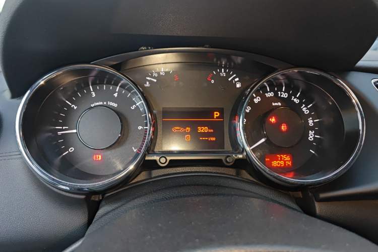 Used Peugeot 3008 2013 1.6THP Automatic Prestige Edition Instrument Cluster
