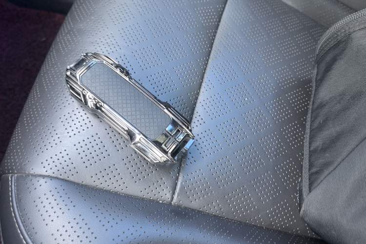 Used Wey VV6 2020 2.0T Two-Wheel Drive Smart Enjoyment+