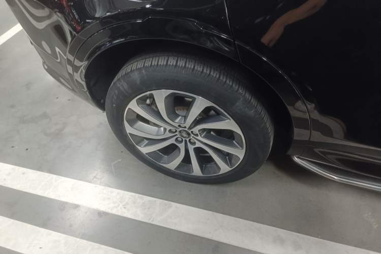 Used Land Rover Discovery Sport New Energy 2022 Facelifted P300e Plug-in Hybrid Electric Version