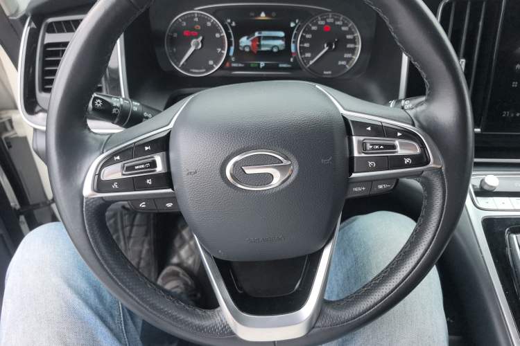 Used GAC Trumpchi M8 2021 Lingxiu Series 390T Deluxe Edition Steering Wheel