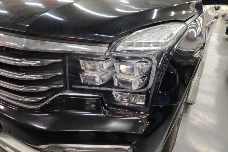 Used GAC Trumpchi GS8 2017 320T Two-Wheel Drive Luxury Smart Connectivity Version (7 Seats)
