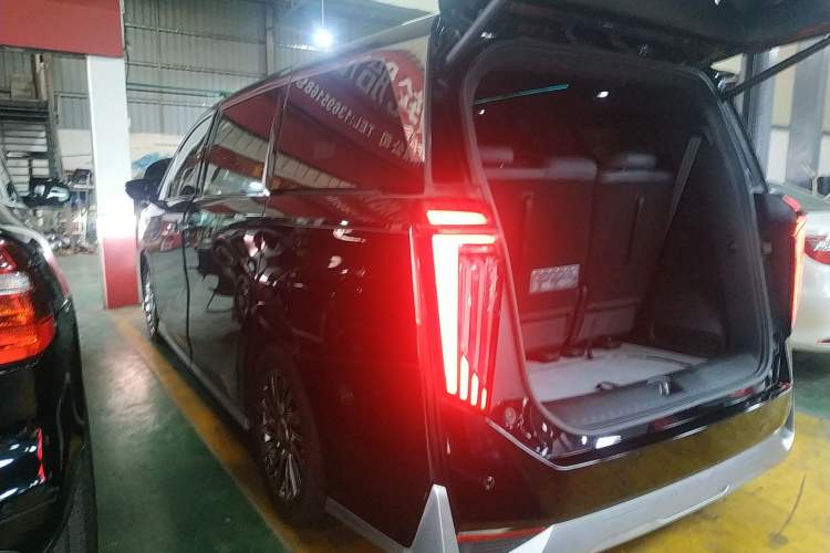 Used GAC Trumpchi M8 2023 Zongshi Series Dual-Motor YuZun Edition Rear Left 45 Deg