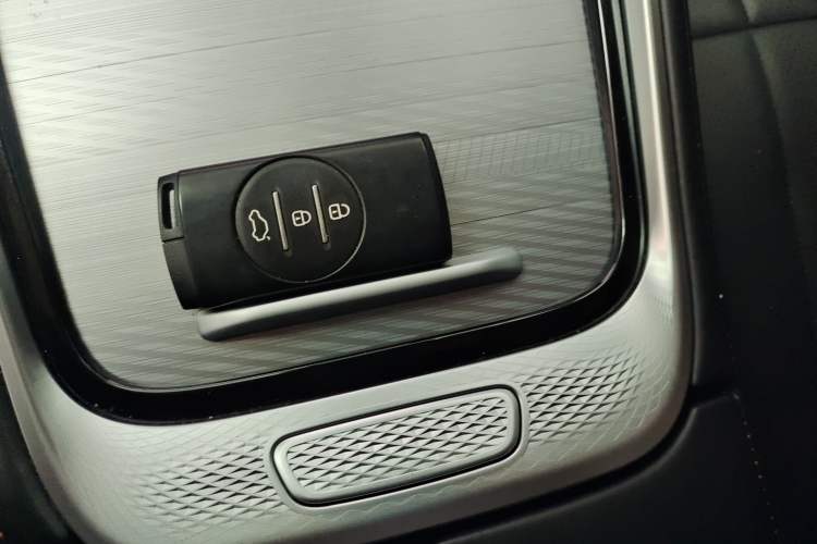 Used EXEED Lingyun 2024 400T Two-Wheel-Drive Star Prestige Edition Vehicle Key