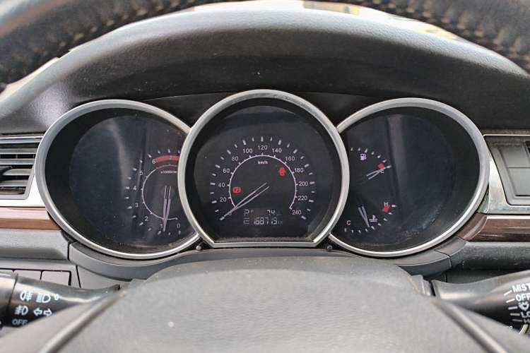 Used Zotye Z500 2015 1.5T CVT Luxury Model Instrument Cluster