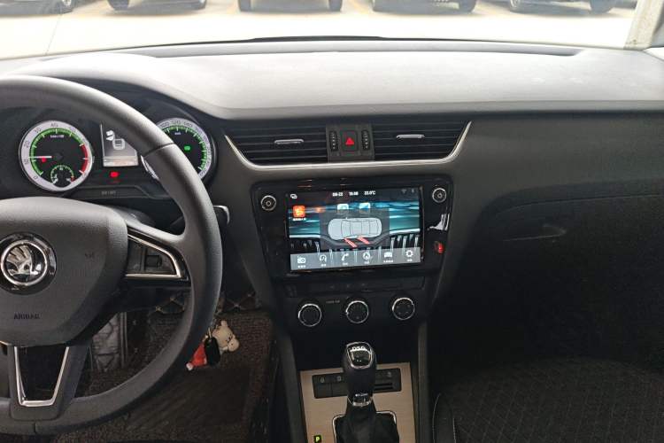 Used Skoda Octavia 2019 TSI230 DSG Luxury Edition