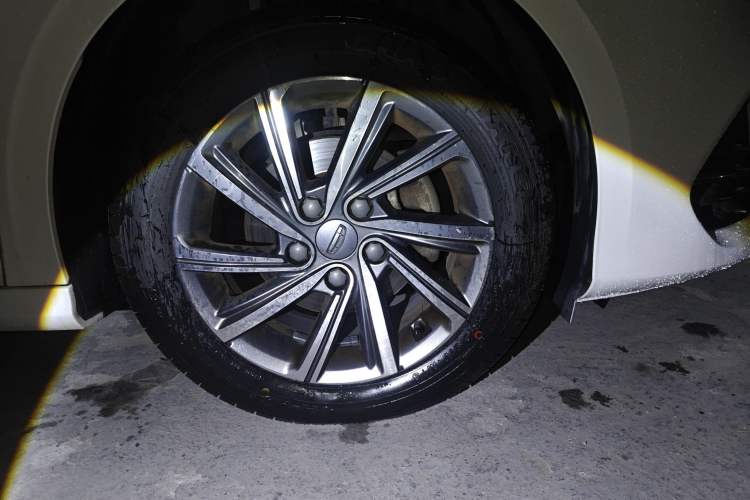 Used Geely Auto Binray 2019 200T DCT Binchi Edition