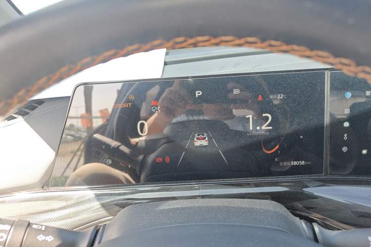 Used CHANGAN UNI-T 2022 1.5T Flagship Edition Instrument Cluster