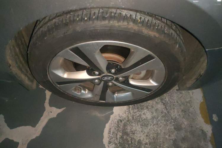 Used Hyundai Lafesta 2019 280TGDi Smart Speed Version China V Standard Right Front Wheel Hub