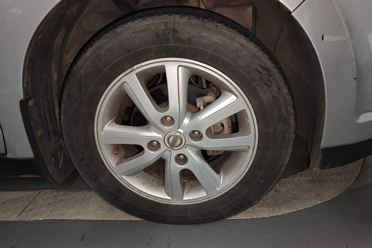 Used Venucia D50 2014 1.6L Automatic Splendid Edition
