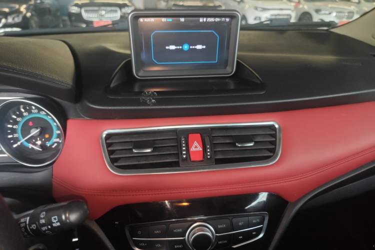 Used Haval H1 2015 1.5L AMT Luxury Model