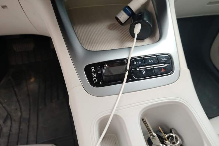 Used Geely Galaxy Geome 2025 410 km Free Version Gear Lever